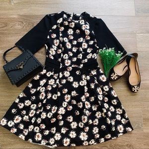 (Sz XS) Zara Black Floral Mid Sleeve Dress